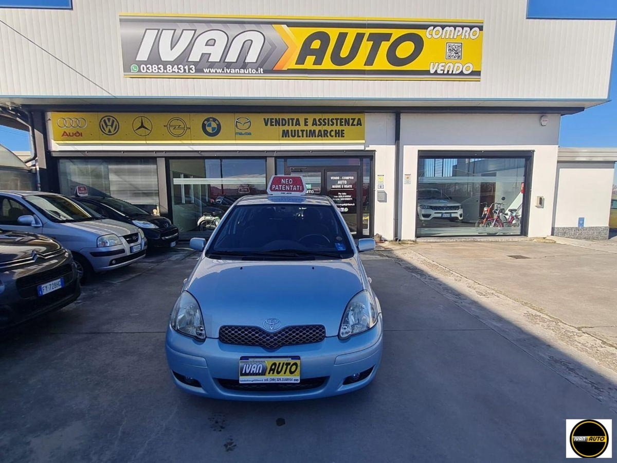 Toyota Yaris 16V cat 5 porte Luna (18)