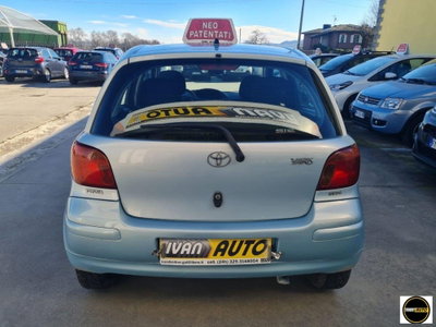 Toyota Yaris 16V cat 5 porte Luna (7)