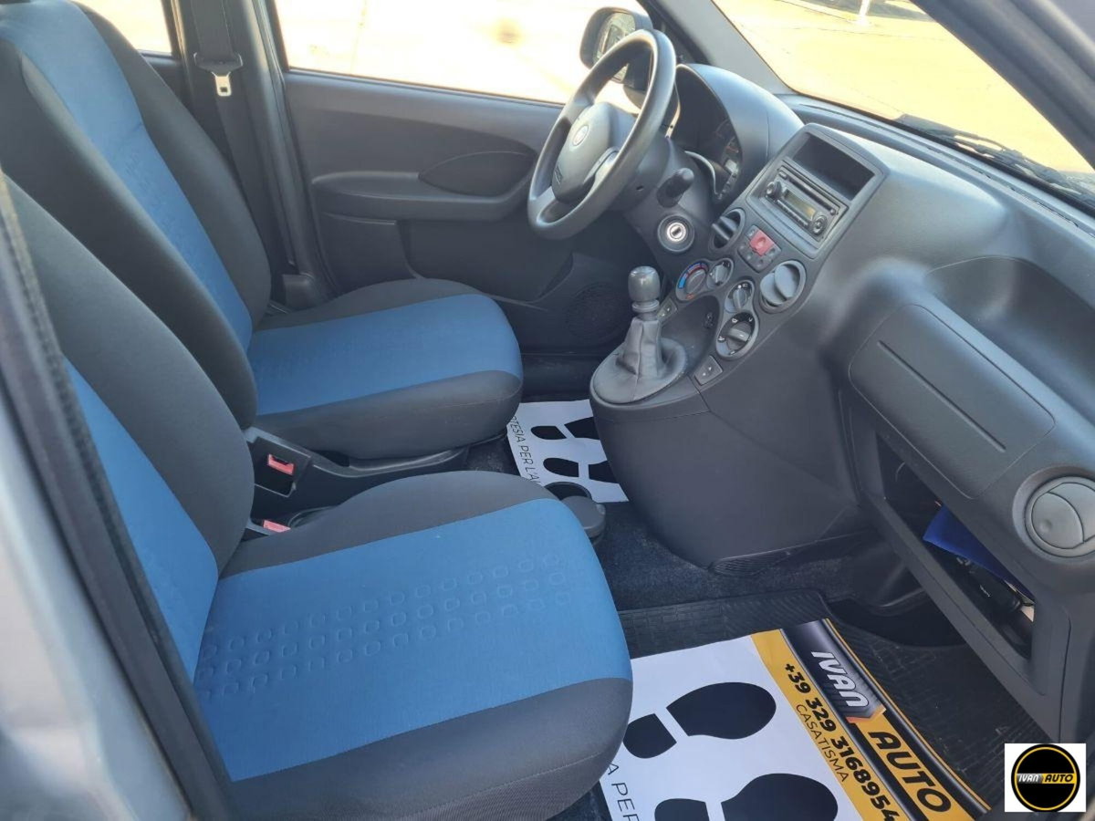 Fiat Panda 1.2 Emotion (14)