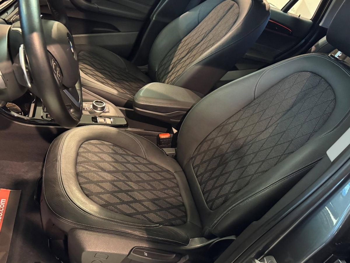 BMW X1 xDrive18d xLine Plus (10)