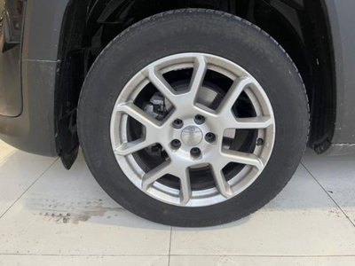 Jeep Renegade 1.6 Mjt 120 CV Limited (10)