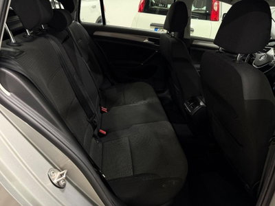 Volkswagen Golf Variant 1.4 TGI Highline BlueMotion (11)