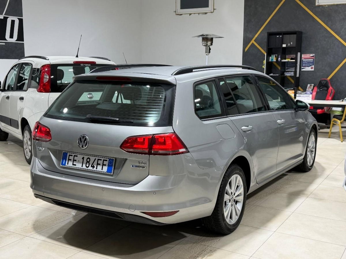 Volkswagen Golf Variant 1.4 TGI Highline BlueMotion (6)