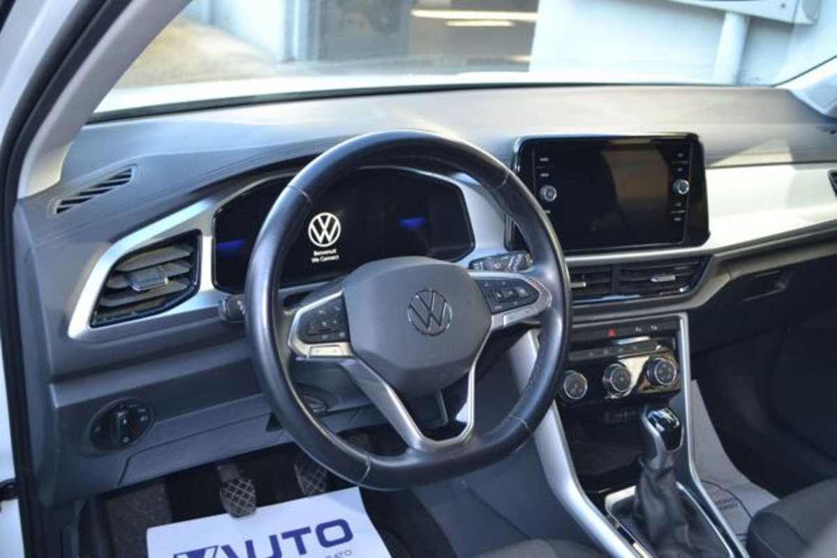 Volkswagen T-Roc 1.0 TSI Life (8)