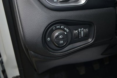 Jeep Renegade 1.6 Mjt 130 CV Limited (11)