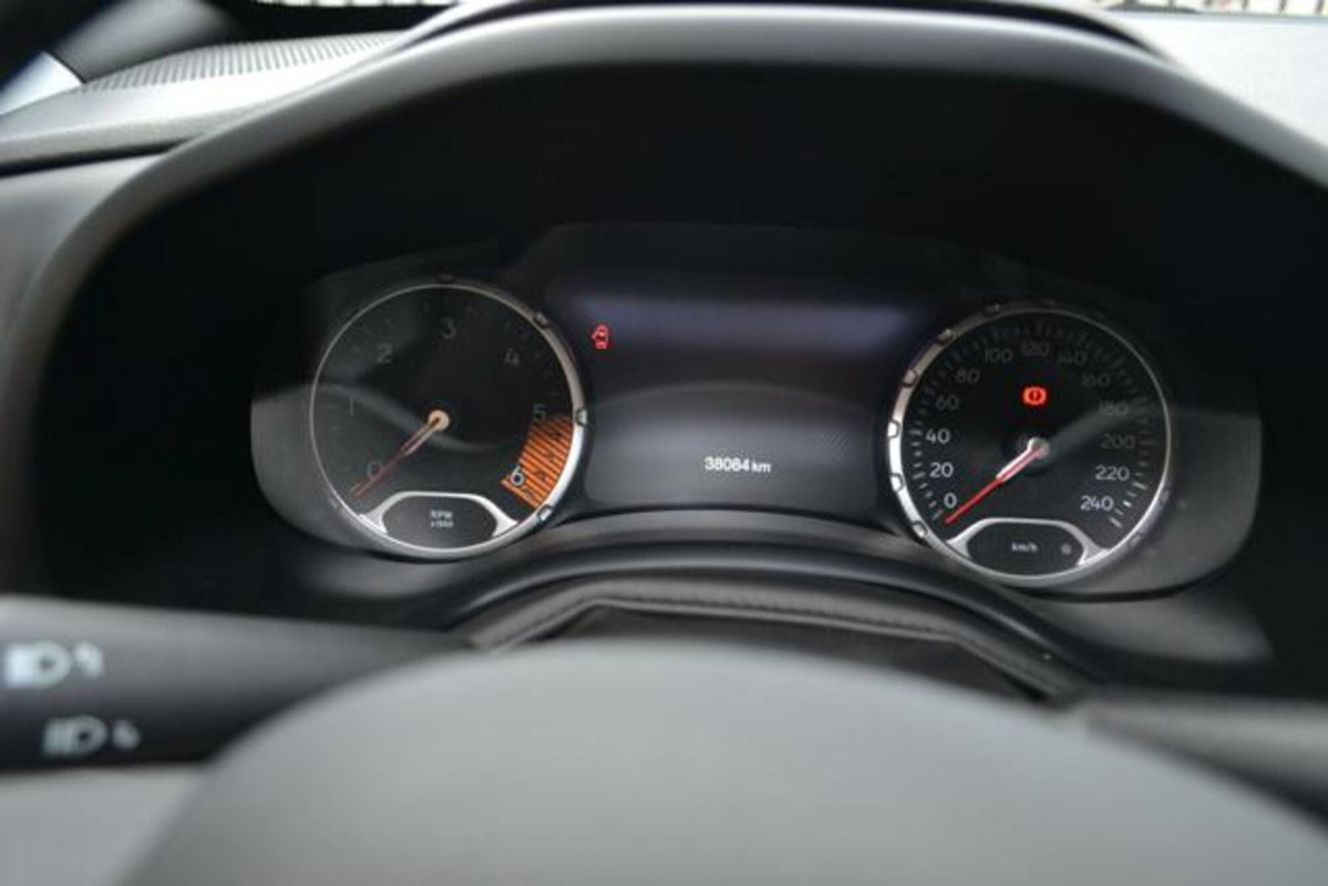 Jeep Renegade 1.6 Mjt 130 CV Limited (7)