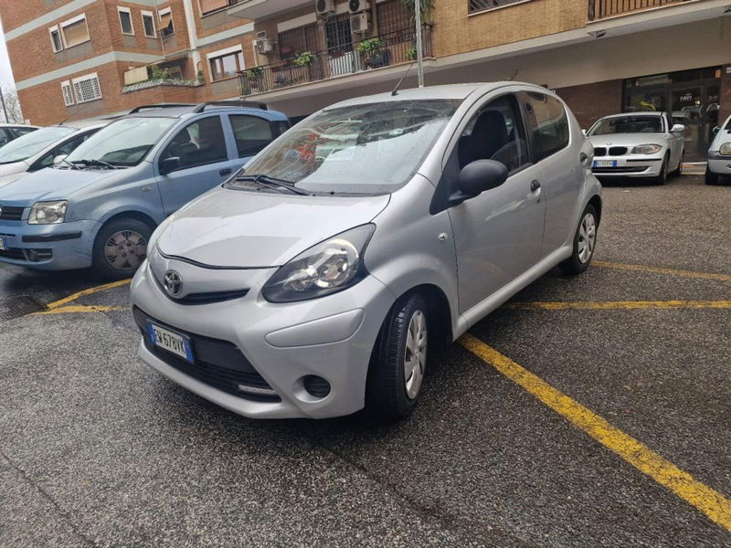 Toyota Aygo 1.0 12V VVT-i 5 porte Active Connect