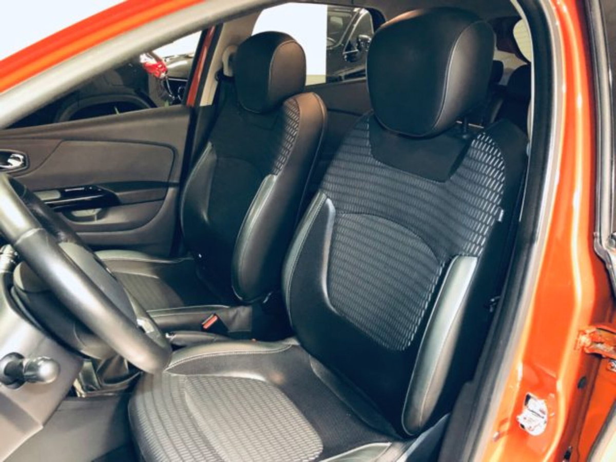 Renault Captur 1.5 dCi 8V 90 CV Start&Stop Intens (15)