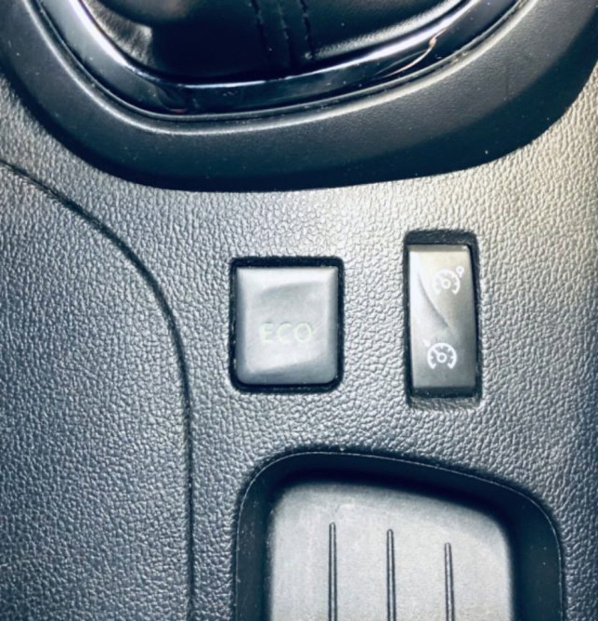 Renault Captur 1.5 dCi 8V 90 CV Start&Stop Intens (16)