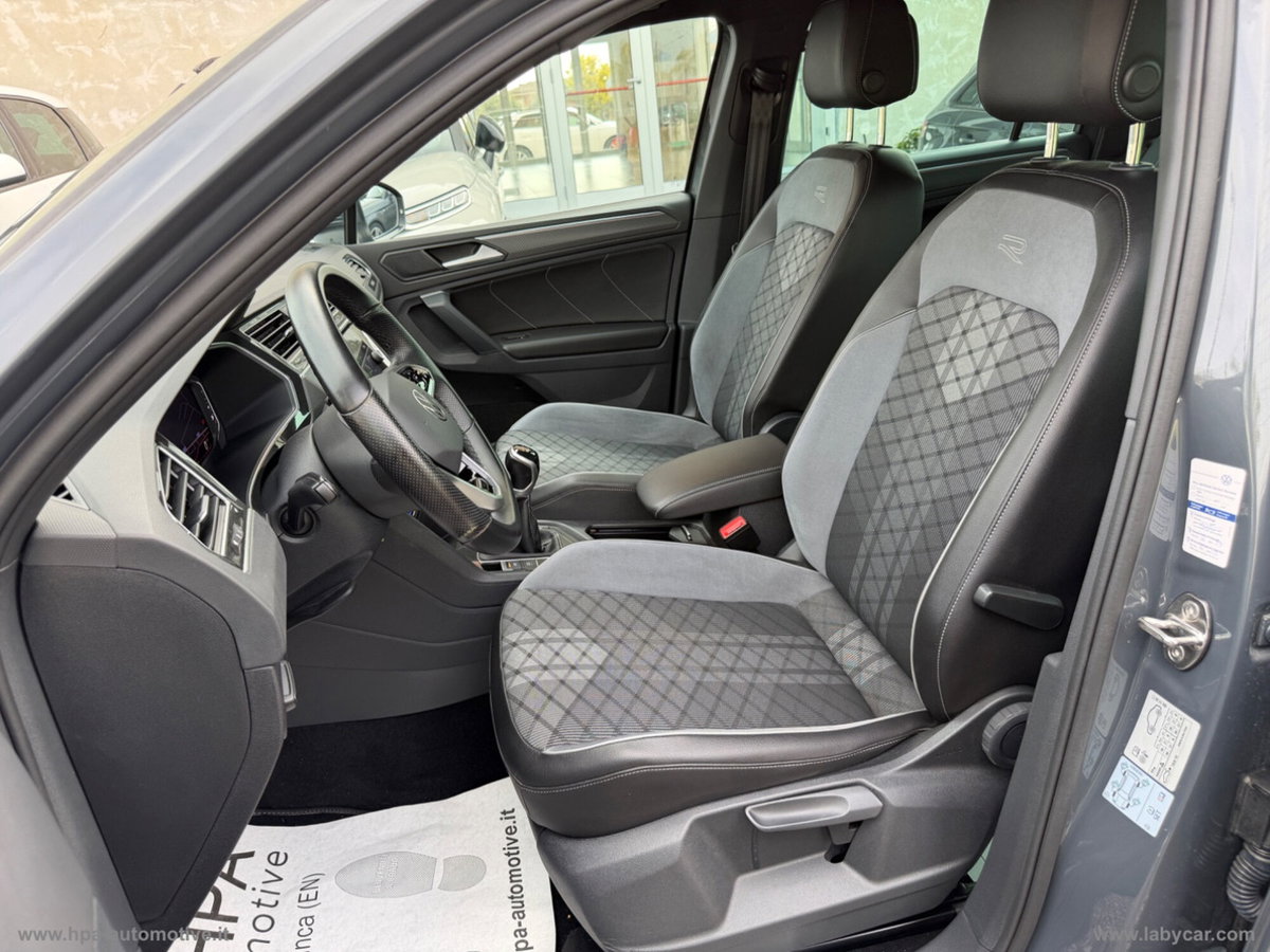 Volkswagen Tiguan 2.0 tdi R-Line 150cv dsg (10)