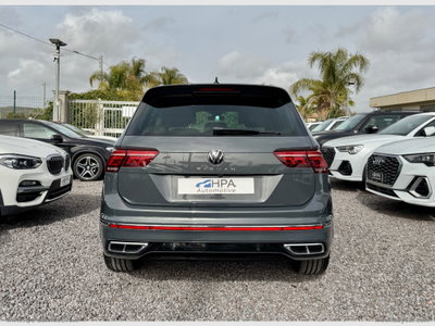 Volkswagen Tiguan 2.0 tdi R-Line 150cv dsg (5)