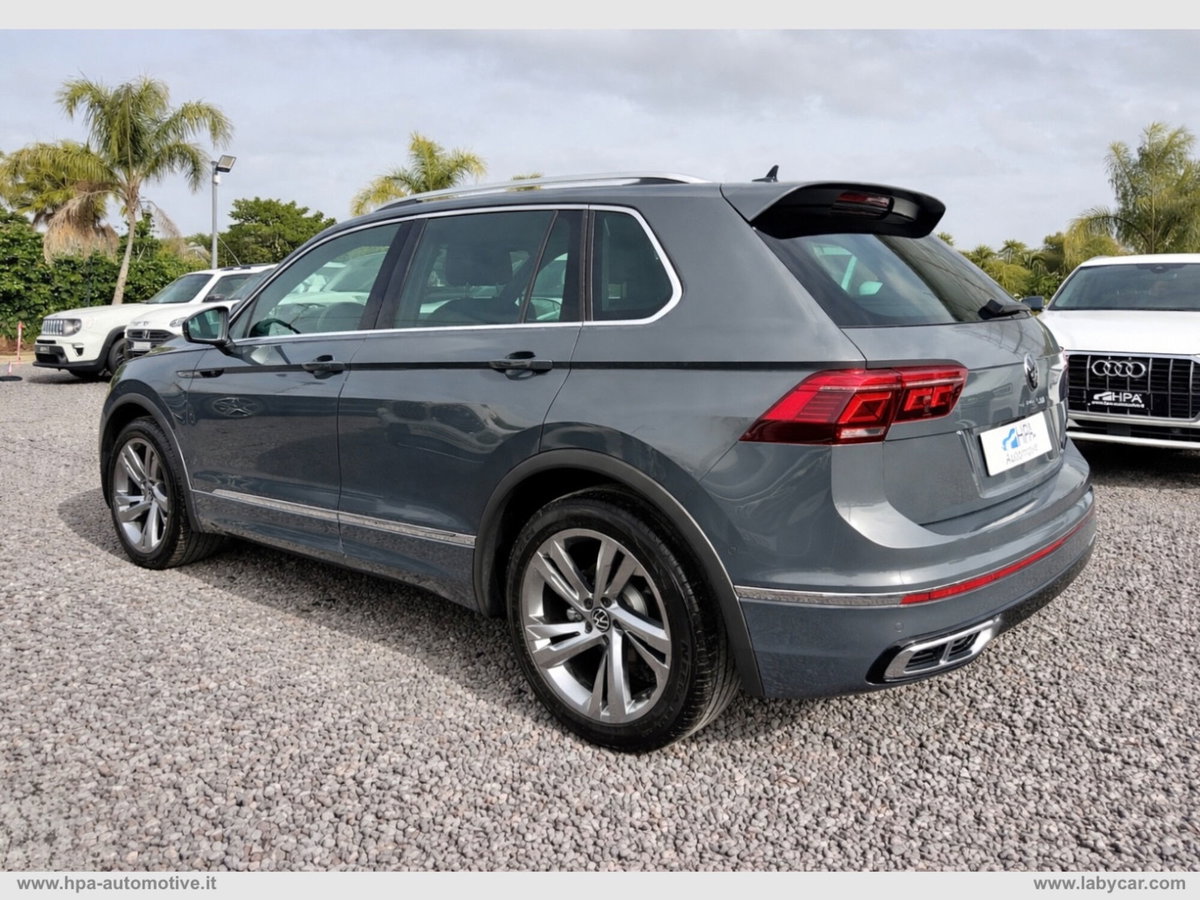 Volkswagen Tiguan 2.0 tdi R-Line 150cv dsg (6)