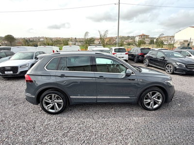 Volkswagen Tiguan 2.0 tdi R-Line 150cv dsg (7)