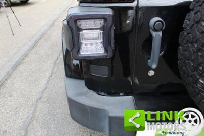 Jeep Wrangler Unlimited 3.6 V6 Sahara Auto (19)