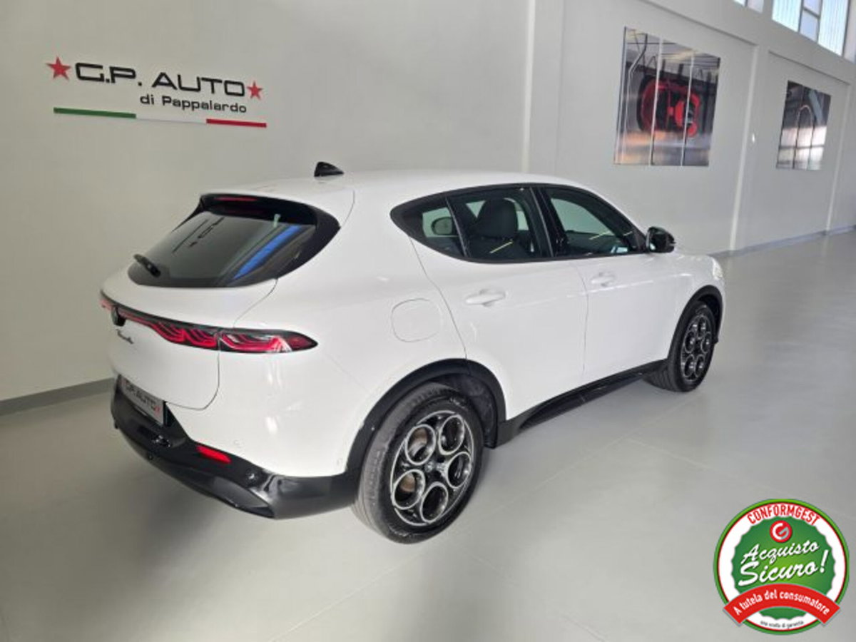Alfa Romeo Tonale 1.5 hybrid Sprint 160cv tct7 (4)