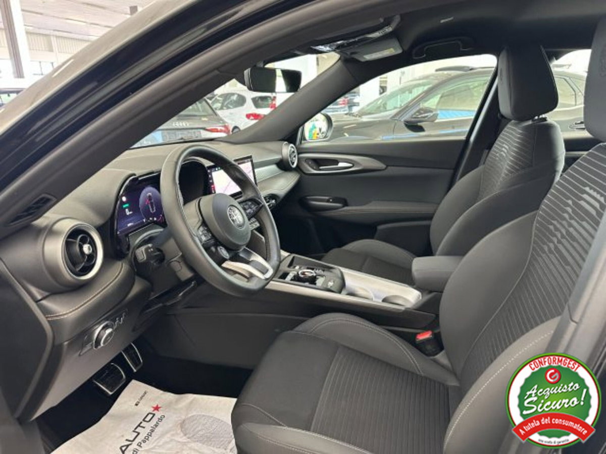 Alfa Romeo Tonale 1.5 hybrid Sprint 160cv tct7 (14)