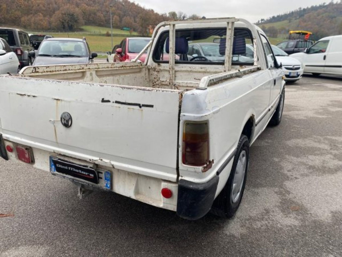 Tata Pick Up Pick-up 2.0 TD 4x2 PC (5)