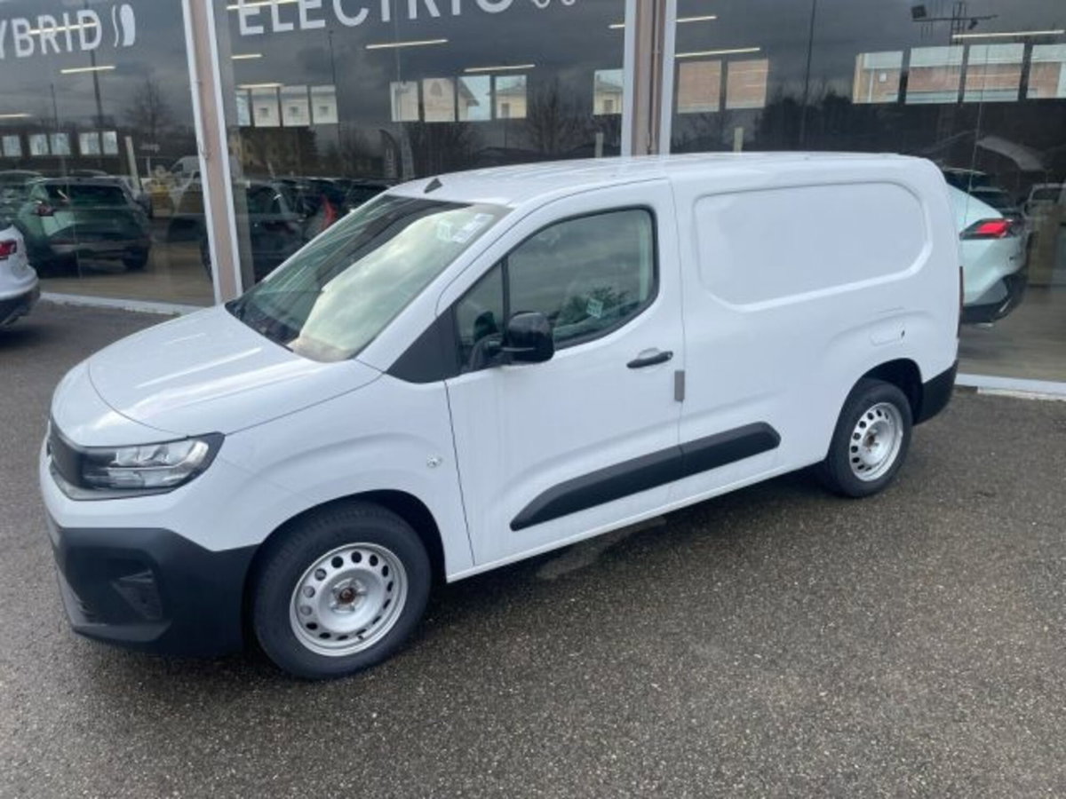 Opel Combo Furgone Cargo XL 1.5 Diesel 130CV PL 950kg Edition (2)