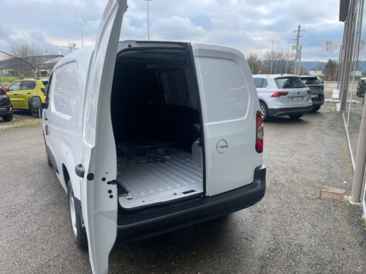 Opel Combo Furgone Cargo XL 1.5 Diesel 130CV PL 950kg Edition (8)