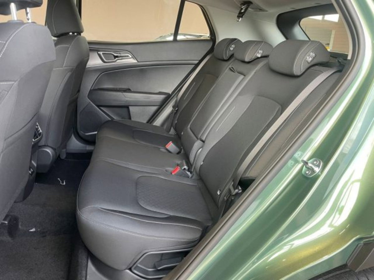Kia Sportage 1.6 tgdi Business Gpl 2wd (9)