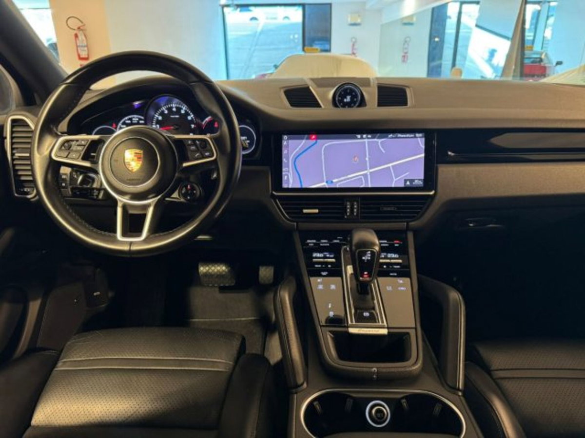 Porsche Cayenne Coupé 3.0 V6 (10)