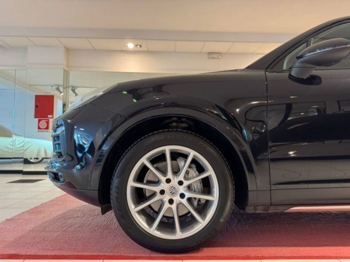 Porsche Cayenne Coupé 3.0 V6 (4)