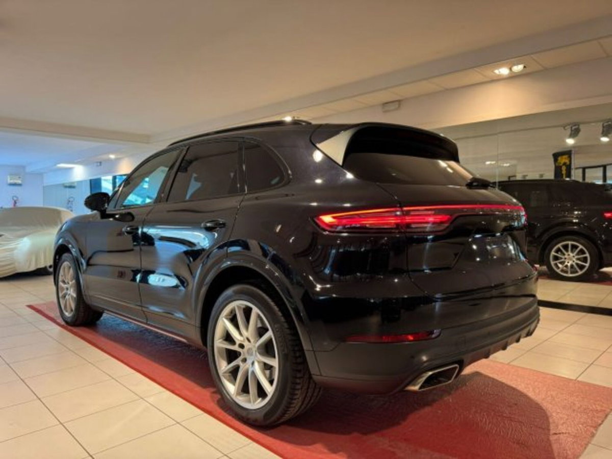 Porsche Cayenne Coupé 3.0 V6 (5)
