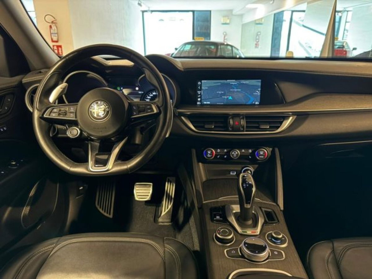 Alfa Romeo Stelvio 2.2 t Veloce Q4 210cv auto (10)