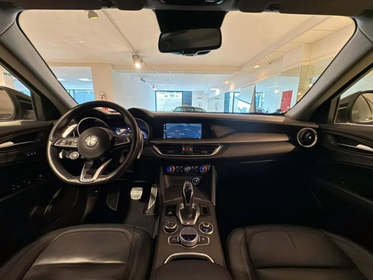 Alfa Romeo Stelvio 2.2 t Veloce Q4 210cv auto (9)