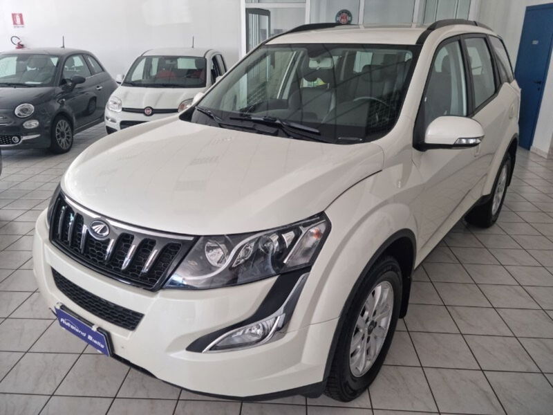 Mahindra XUV500 XUV500 2.2 16V AWD W10