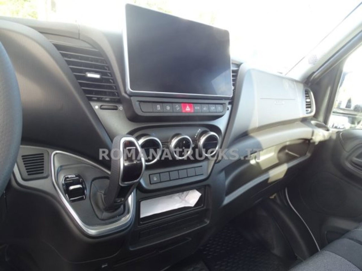 Iveco Daily Cabinato 35 C21H3.0 A8 4100 cab. HD (14)