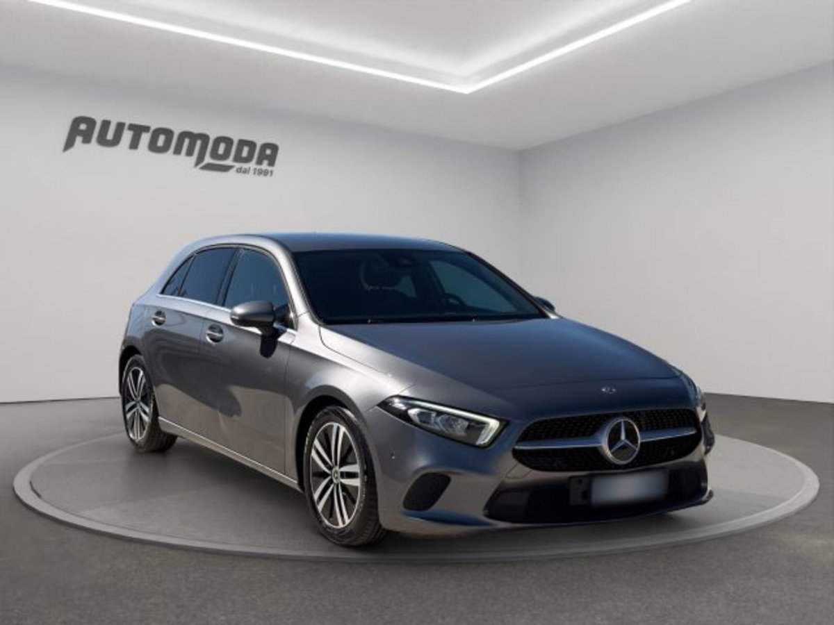 Mercedes-Benz Classe A Sedan 180 d Automatic 4p. Business (3)
