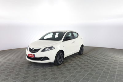 Lancia Ypsilon 1.0 FireFly 5 porte S&S Hybrid Ecochic A. Ferretti usata