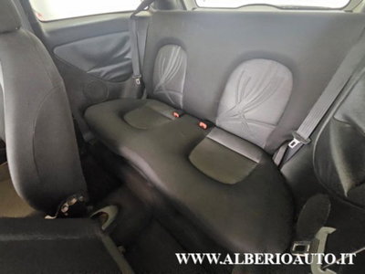 Lancia Ypsilon 1.3 MJT 75 CV Platinum (11)
