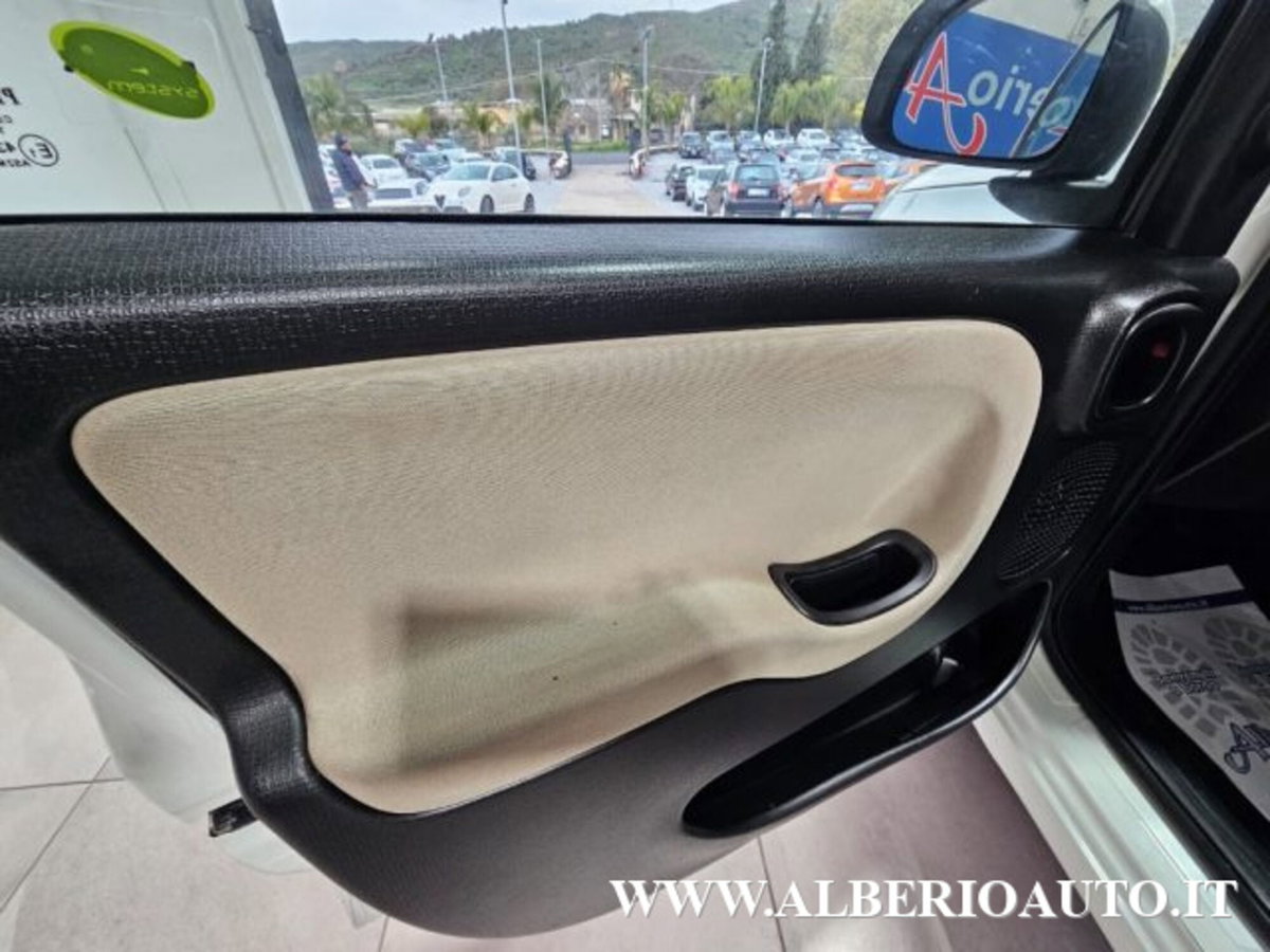 Fiat Panda 1.3 MJT S&S Easy (18)
