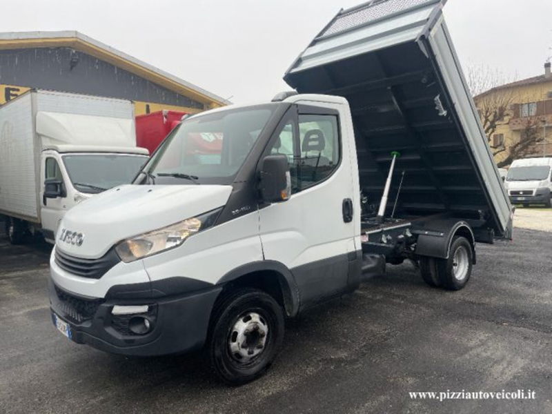 Iveco Daily Telaio 35C15 3.0 HPT PC-RG Cabinato