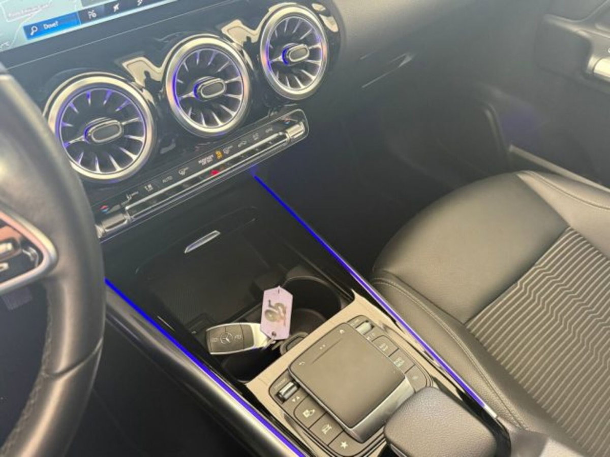 Mercedes-Benz GLA SUV 220 d Automatic Sport Plus (14)