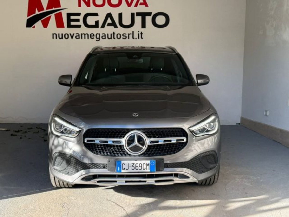 Mercedes-Benz GLA SUV 220 d Automatic Sport Plus (2)