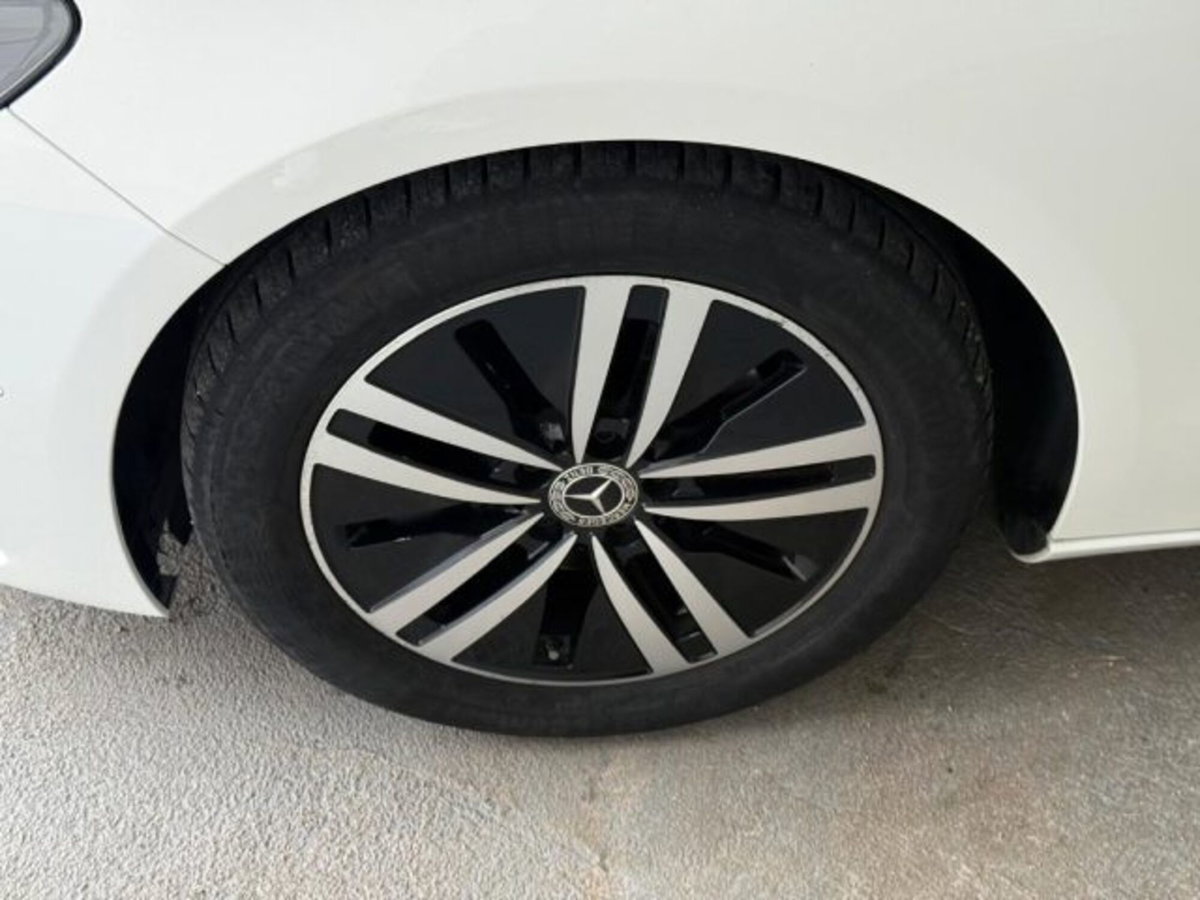 Mercedes-Benz Classe B 220 d Automatic Sport Plus (5)