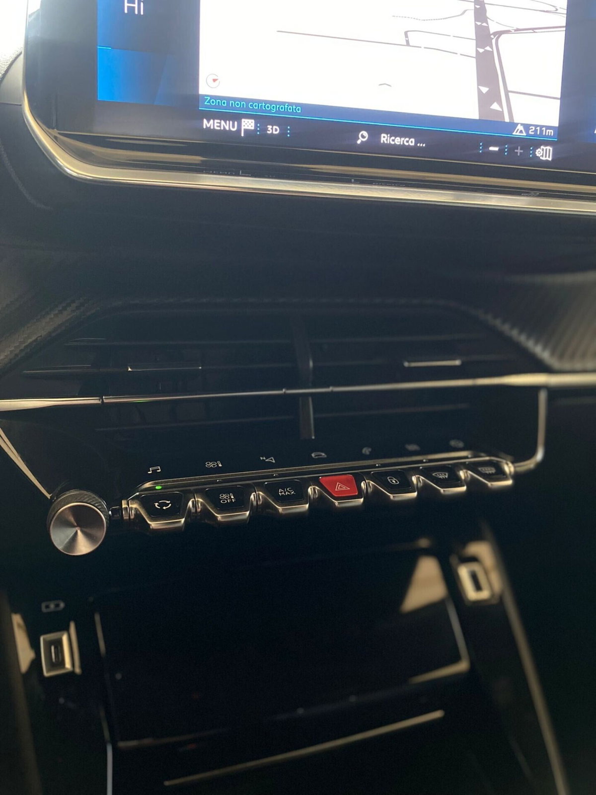 Peugeot 2008 BlueHDi 100 S&S GT Line (10)
