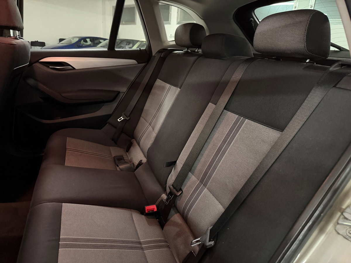 BMW X1 xDrive20d Futura (13)