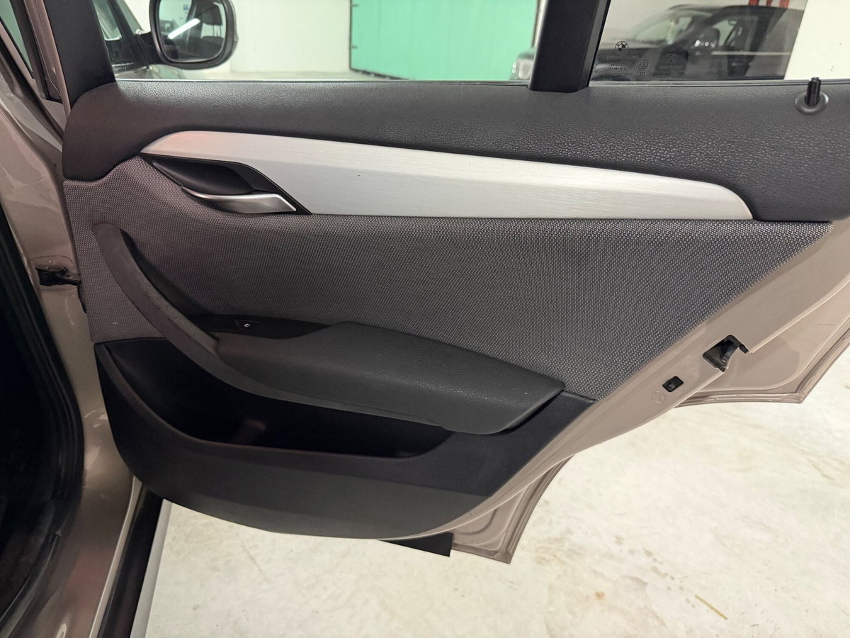 BMW X1 xDrive20d Futura (14)