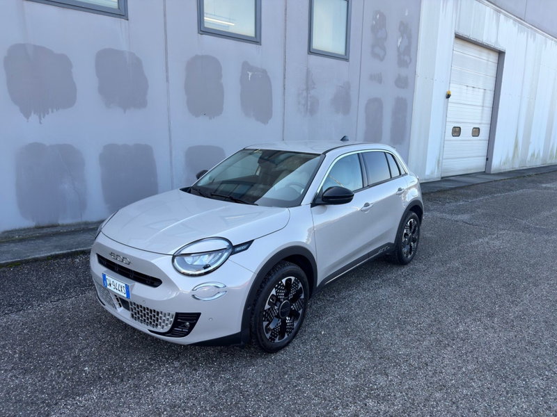 Fiat 600 1.2 hybrid La Prima 145cv auto