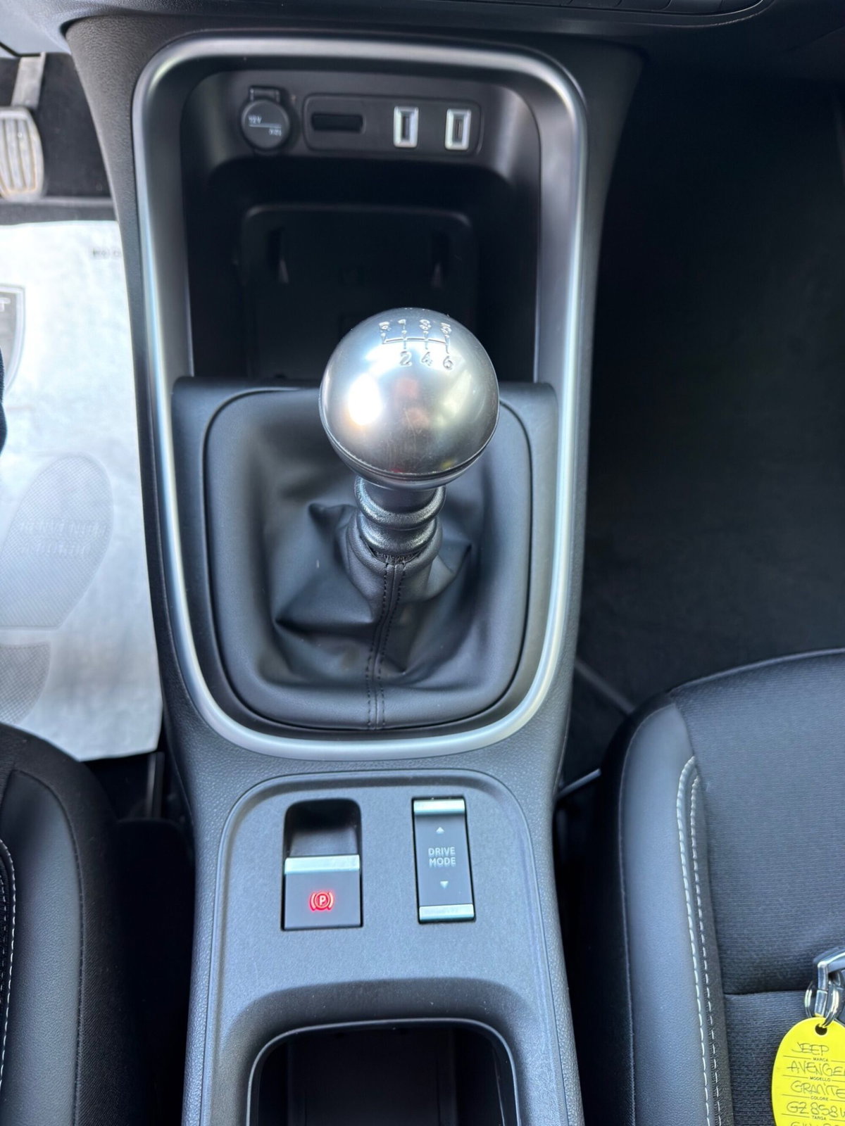 Jeep Avenger 1.2 turbo Summit fwd 100cv (18)