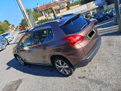 Peugeot 2008 VTi 120CV Allure (6)