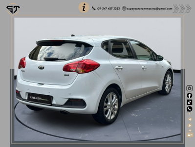 Kia Ceed 1.6 CRDi 115 CV DCT 5p. Business Class (4)