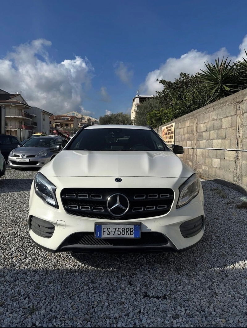 Mercedes-Benz GLA SUV 200 d Automatic 4Matic Premium