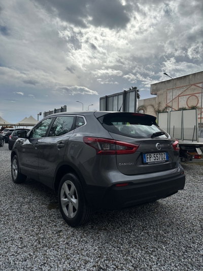Nissan Qashqai 1.5 dCi Acenta (4)