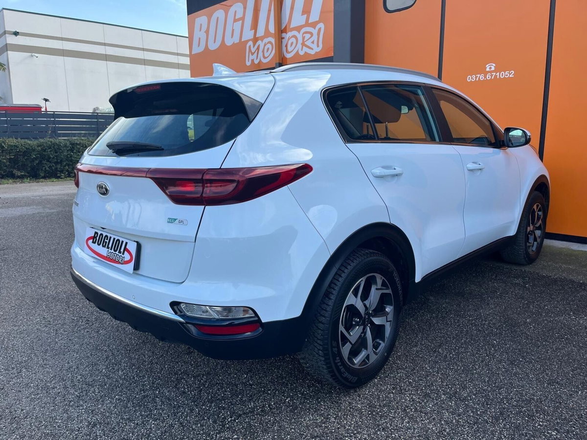 Kia Sportage 1.6 ECOGPL 2WD Urban (5)