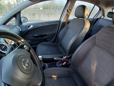 Opel Corsa 1.3 CDTI 5 porte (16)
